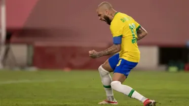Dani Alves ficou na mira da justiça espanhola