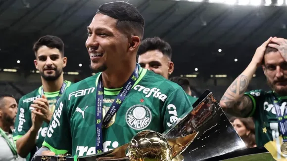 Rony, craque paraense campeão brasileiro em 2023 pelo Palmeiras