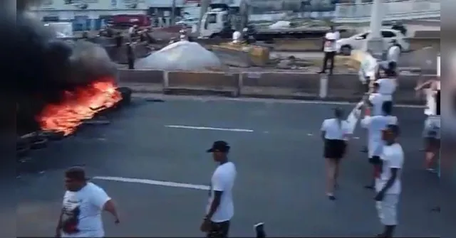 Imagem ilustrativa da notícia Protesto pede Justiça por ex-jogador "Caça Rato" na BR-316