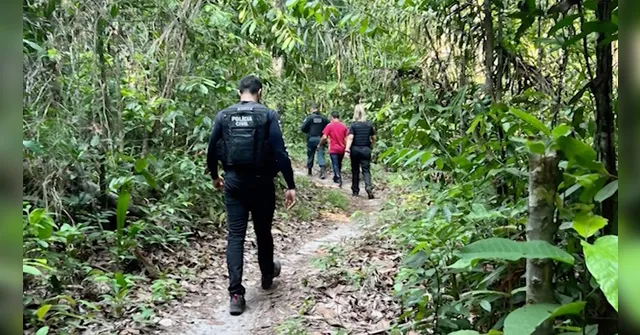 Imagem ilustrativa da notícia Vídeo: Dupla suspeita de balear PM morre em troca de tiros 