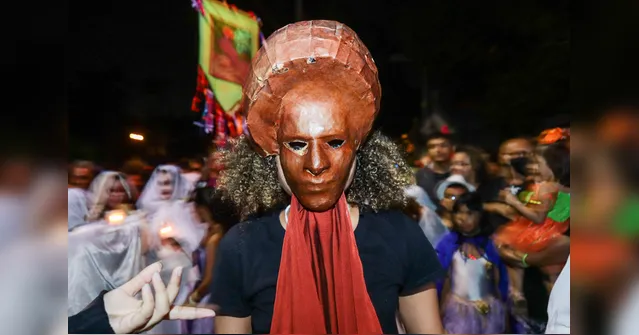 Imagem ilustrativa da notícia Trupe Teia assombra as ruas de Belém com o espetáculo Marias