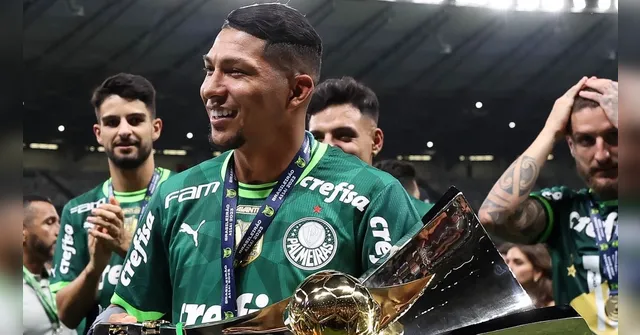 Imagem ilustrativa da notícia Paraense Rony fala sobre título do Palmeiras. Ouça