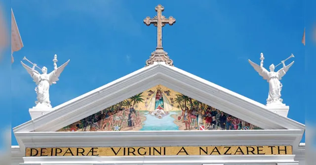 Imagem ilustrativa da notícia Descubra o significado do mosaico na fachada da Basílica