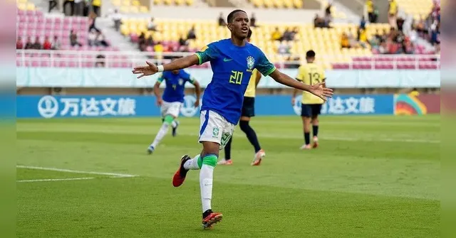 Imagem ilustrativa da notícia Estevão brilha, Brasil bate Equador e avança na Copa Sub-17