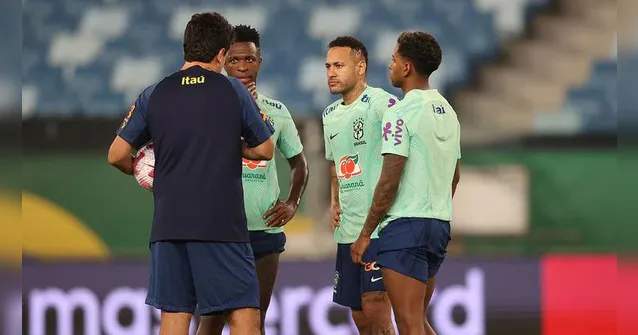 Imagem ilustrativa da notícia Parceria entre Neymar e Vinicius Jr. empolga Fernando Diniz