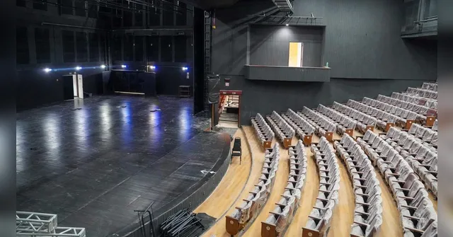 Imagem ilustrativa da notícia Teatro Margarida Schivasappa será reaberto ao público