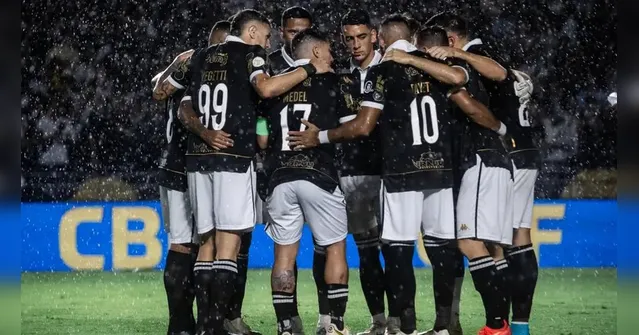Imagem ilustrativa da notícia Vasco vê risco de queda disparar na reta final da Série A