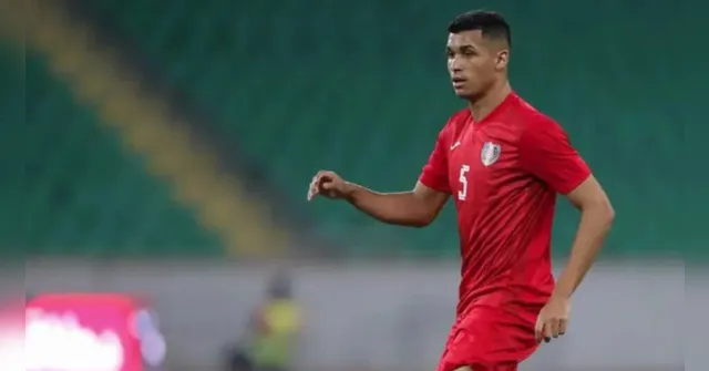 Imagem ilustrativa da notícia Vídeo: Romeu, ex-Remo, marca golaço no estilo Roberto Carlos