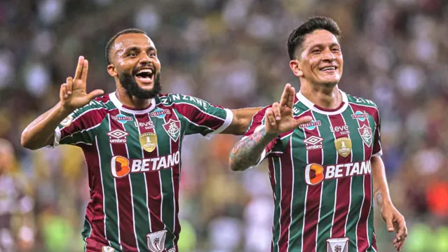 Imagem ilustrativa da notícia Em 'jogo das faixas' e brigas, Fluminense vence São Paulo