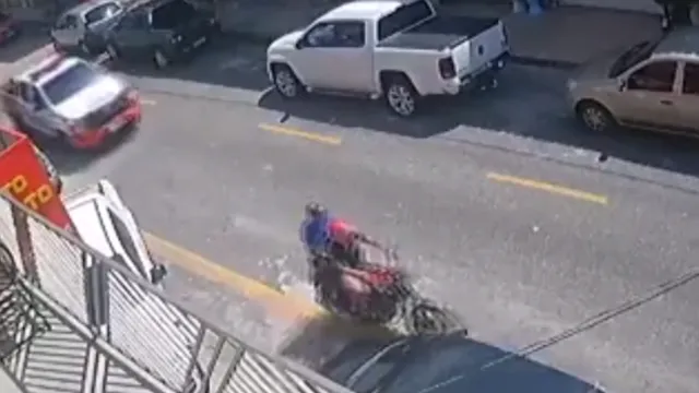 Imagem ilustrativa da notícia Vídeo: Um morre e outro é preso após roubo em Belém