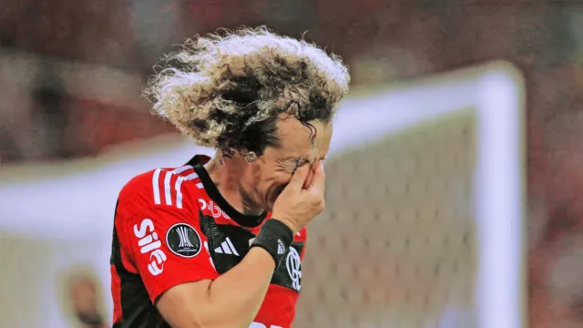Imagem ilustrativa da notícia Flamengo: David Luiz tem entorse grave no tornozelo