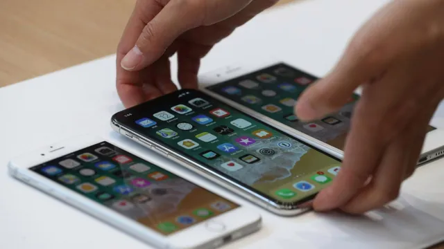 Imagem ilustrativa da notícia Apple tira celulares de linha após lançamento de iPhone 15