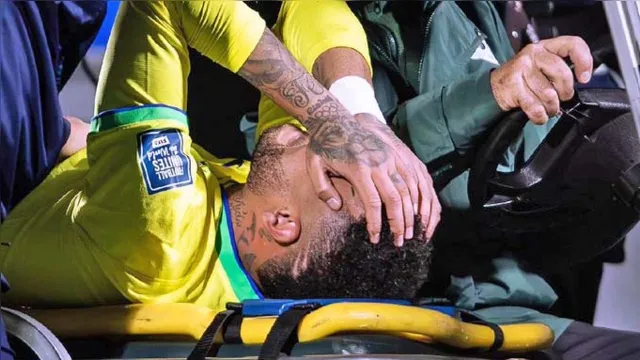 Imagem ilustrativa da notícia Ruptura do ligamento e menisco: Neymar pode ficar 1 ano fora