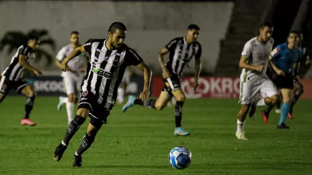 Imagem ilustrativa da notícia Botafogo-PB mantém suspense sobre escalação da última rodada