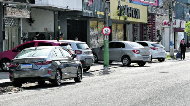 Imagem ilustrativa da notícia Estacionamento irregular: mais de 7 mil carros rebocados
