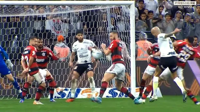 Imagem ilustrativa da notícia Corinthians empata com Flamengo no retorno de Mano Menezes