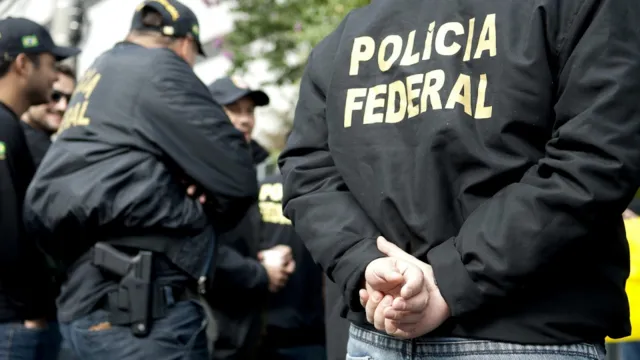 Imagem ilustrativa da notícia PF aciona Interpol para prender brasileiros no Líbano