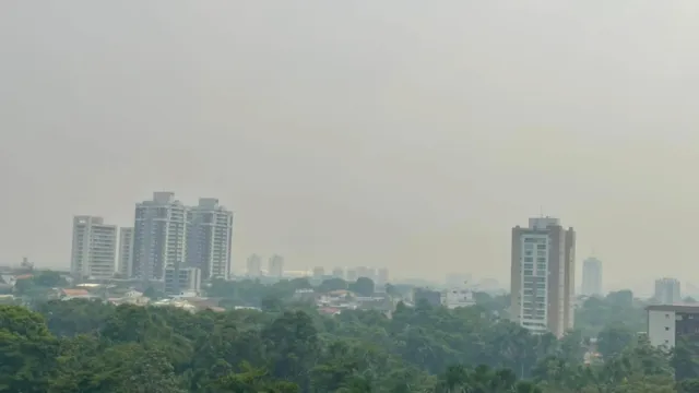 Imagem ilustrativa da notícia Nuvem de fumaça tóxica volta a encobrir Manaus