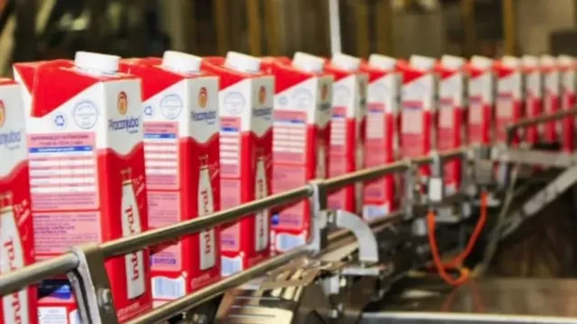 Imagem ilustrativa da notícia Bolsonaristas boicotam leite por marca da mesma empresa