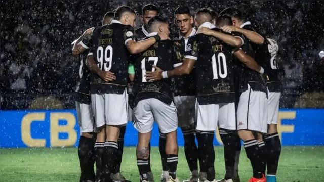 Imagem ilustrativa da notícia Vasco vê risco de queda disparar na reta final da Série A