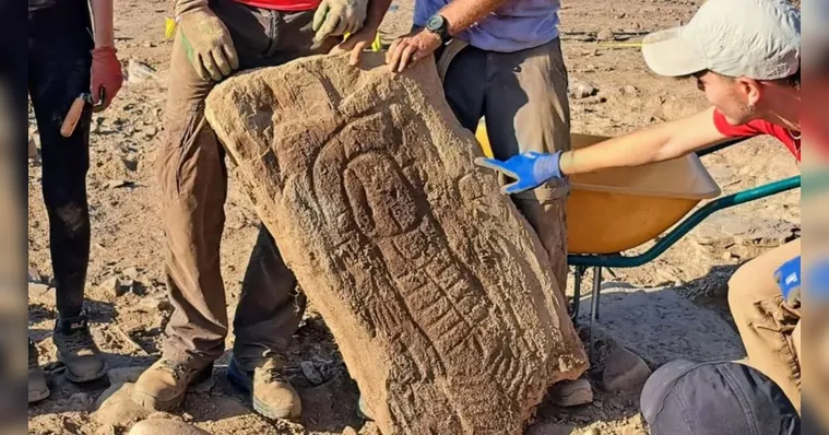 Imagem ilustrativa da notícia Pedra pode mudar o que sabemos sobre pré-história; entenda