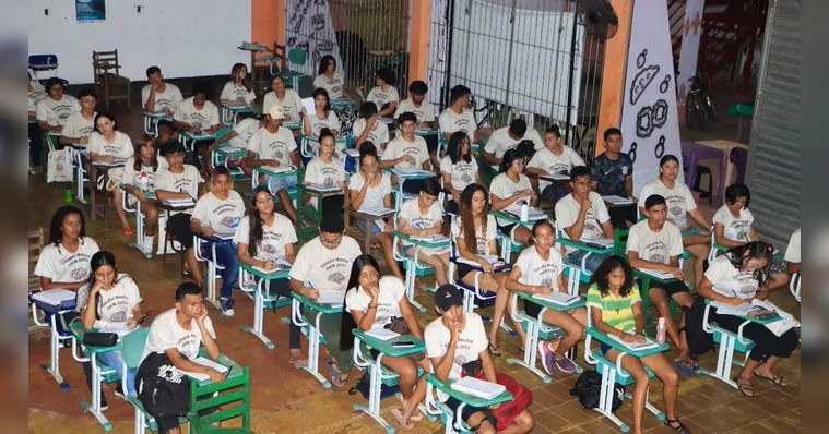 Imagem ilustrativa da notícia Projeto Circuito Mental 2023 prepara jovens para o ENEM