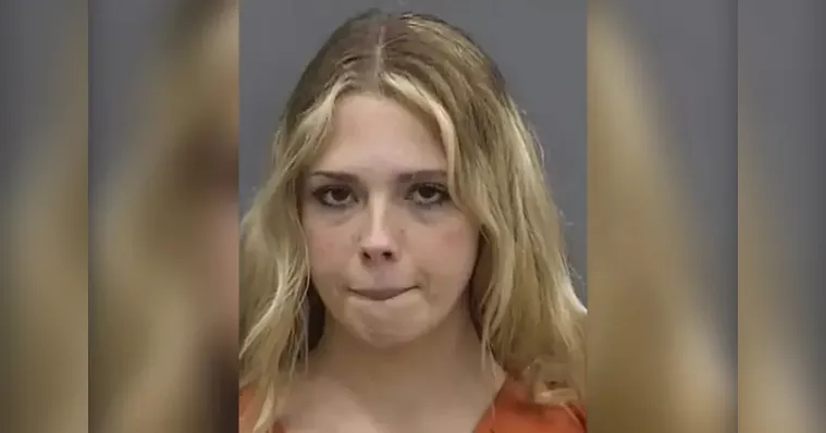 Imagem ilustrativa da notícia Mulher é presa após fingir ter 14 anos para aliciar menores