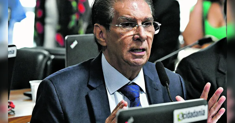 Imagem ilustrativa da notícia Reforma tributária é aprovada com contribuição de Jader