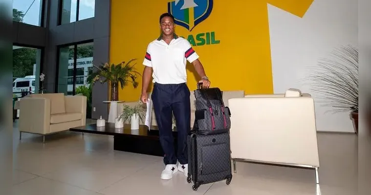 Imagem ilustrativa da notícia Estilo de Endrick na Seleção: look avaliado em R$ 45 mil