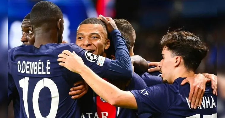 Imagem ilustrativa da notícia PSG detona Milan e assume liderança no "grupo da morte"