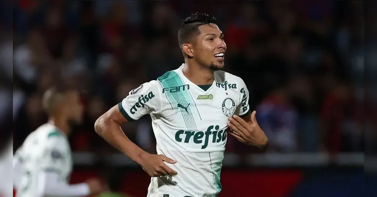 Imagem ilustrativa da notícia Rony, do Palmeiras, enfrenta ação judicial de despejo em SP
