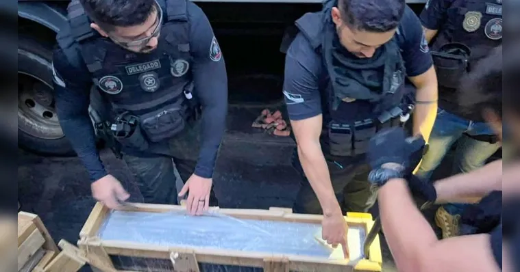 Imagem ilustrativa da notícia Denarc apreende 43 kg de cocaína dentro de balsa em Belém