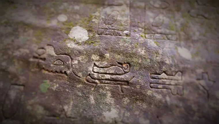Imagem ilustrativa da notícia Hieróglifos egípcios de 5 mil anos são achados na Austrália
