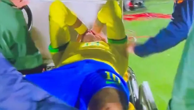 Imagem ilustrativa da notícia Brasil x Uruguai: Neymar se lesiona e sai de campo chorando