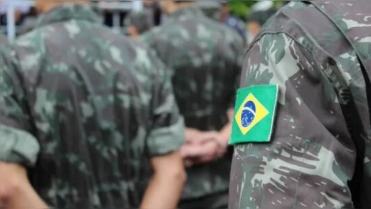 Imagem ilustrativa da notícia Soldado do Exército morre atropelado por carro do batalhão