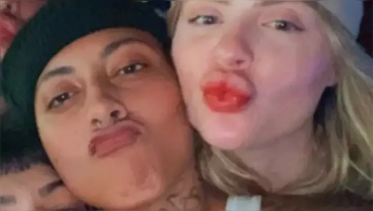 Imagem ilustrativa da notícia Vídeo: Luísa Sonza é flagrada aos beijos com mulher em festa