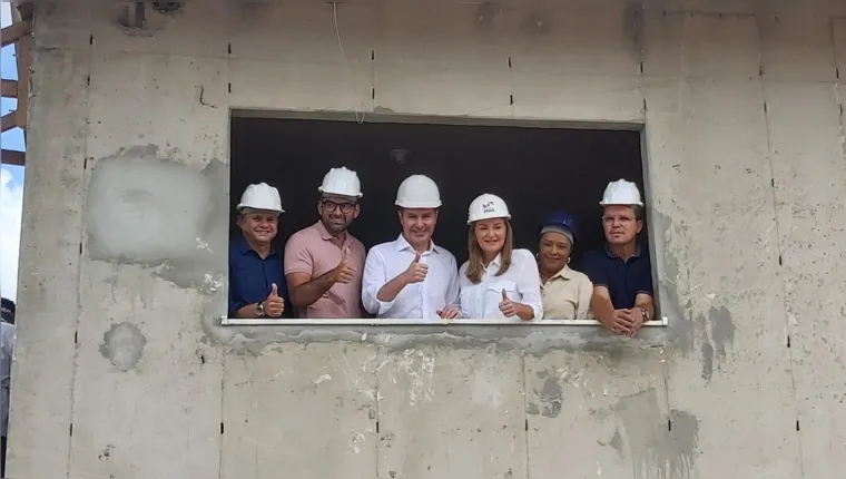 Imagem ilustrativa da notícia Ministro das Cidades visita obras do Minha Casa, Minha Vida