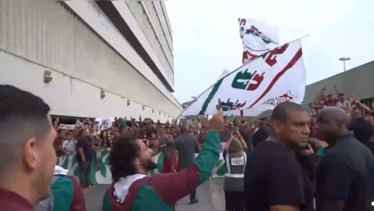 Imagem ilustrativa da notícia Tá na final da Libertadores! Fluminense é recebido com festa