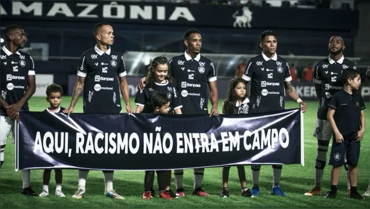 Imagem ilustrativa da notícia Movimento feminino promove debate contra racismo no futebol