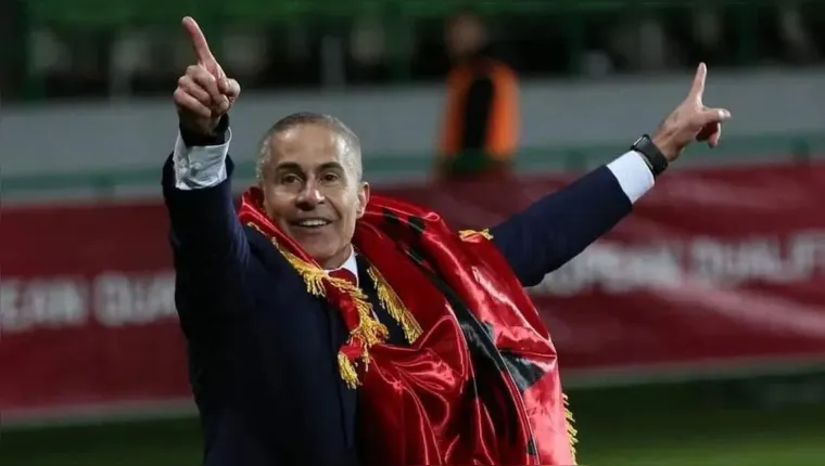 Imagem ilustrativa da notícia Sylvinho faz história: Albânia garante vaga na Eurocopa 2024