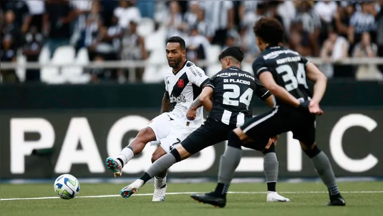 Imagem ilustrativa da notícia Vasco e Botafogo fazem clássico dramático nesta segunda