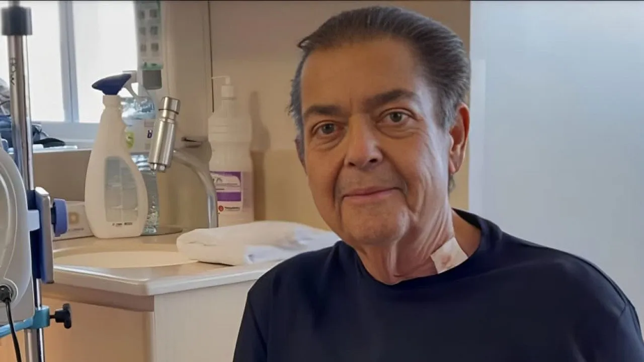 Fausto Silva, de 73 anos, foi submetido a uma cirurgia de transplante de rim no Hospital Israelita Albert Einstein.