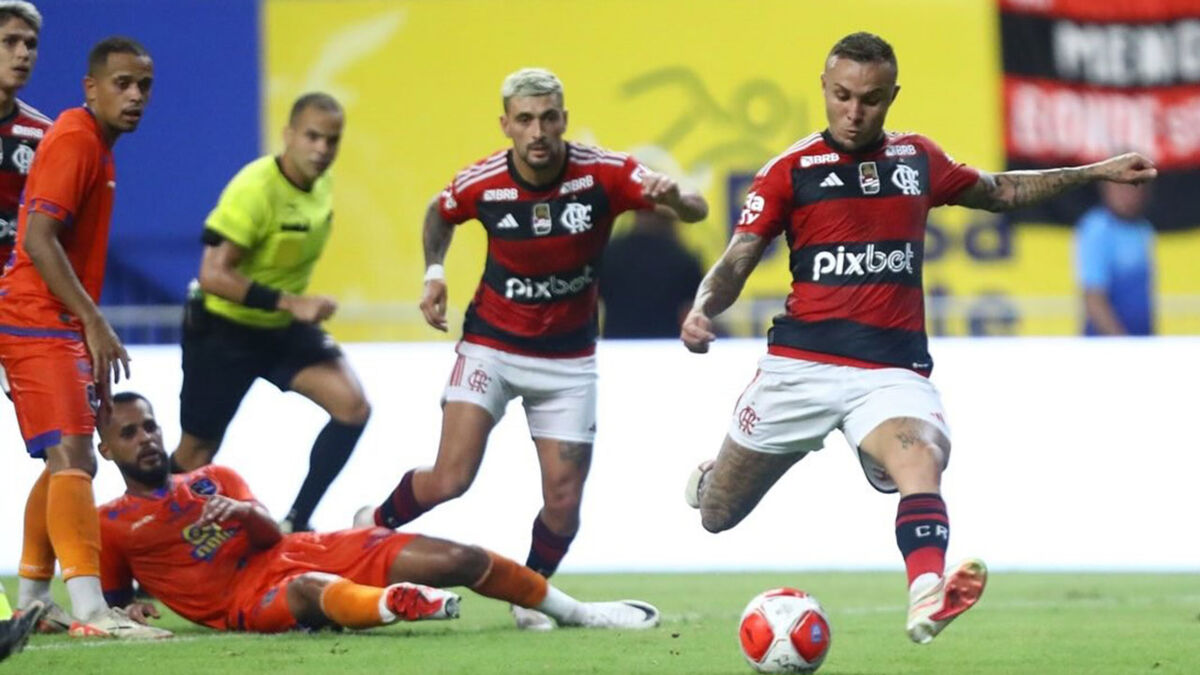 Conexão Miami-Belém: time do Flamengo chega na madrugada 