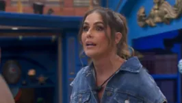 Deborah Secco surgiu no "Quarto Magia"