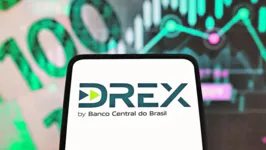 Banco estuda depositar o valor do Bolsa Família por meio do Drex em um cartão, que o beneficiário pode utilizar mesmo sem acesso à internet