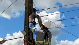 As cidades com os maiores números de ligações clandestinas são as que, também, tiveram mais ações da distribuidora de energia