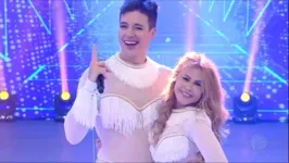 Rodrigo faro e Joelma interagiram bastante durante o programa.