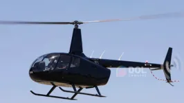 Helicóptero Robinson R44, semelhante ao que os desaparecidos estavam