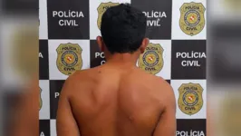 O suspeito recebeu voz de prisão em flagrante e foi conduzido à unidade policial