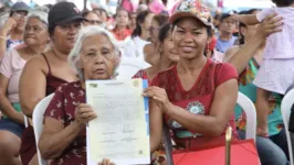 Mais de 800 famílias contempladas